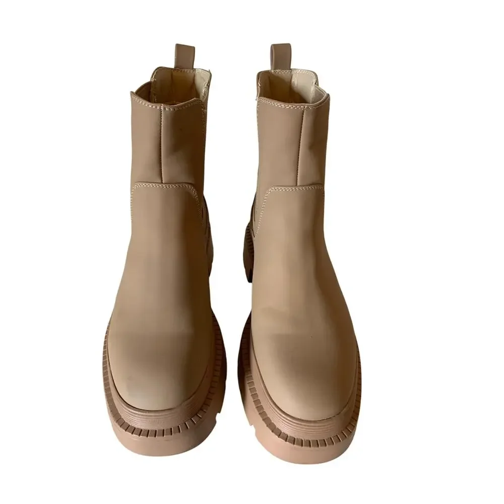 Dream Pairs chunky Chelsea boots tan size 8 Lug biker